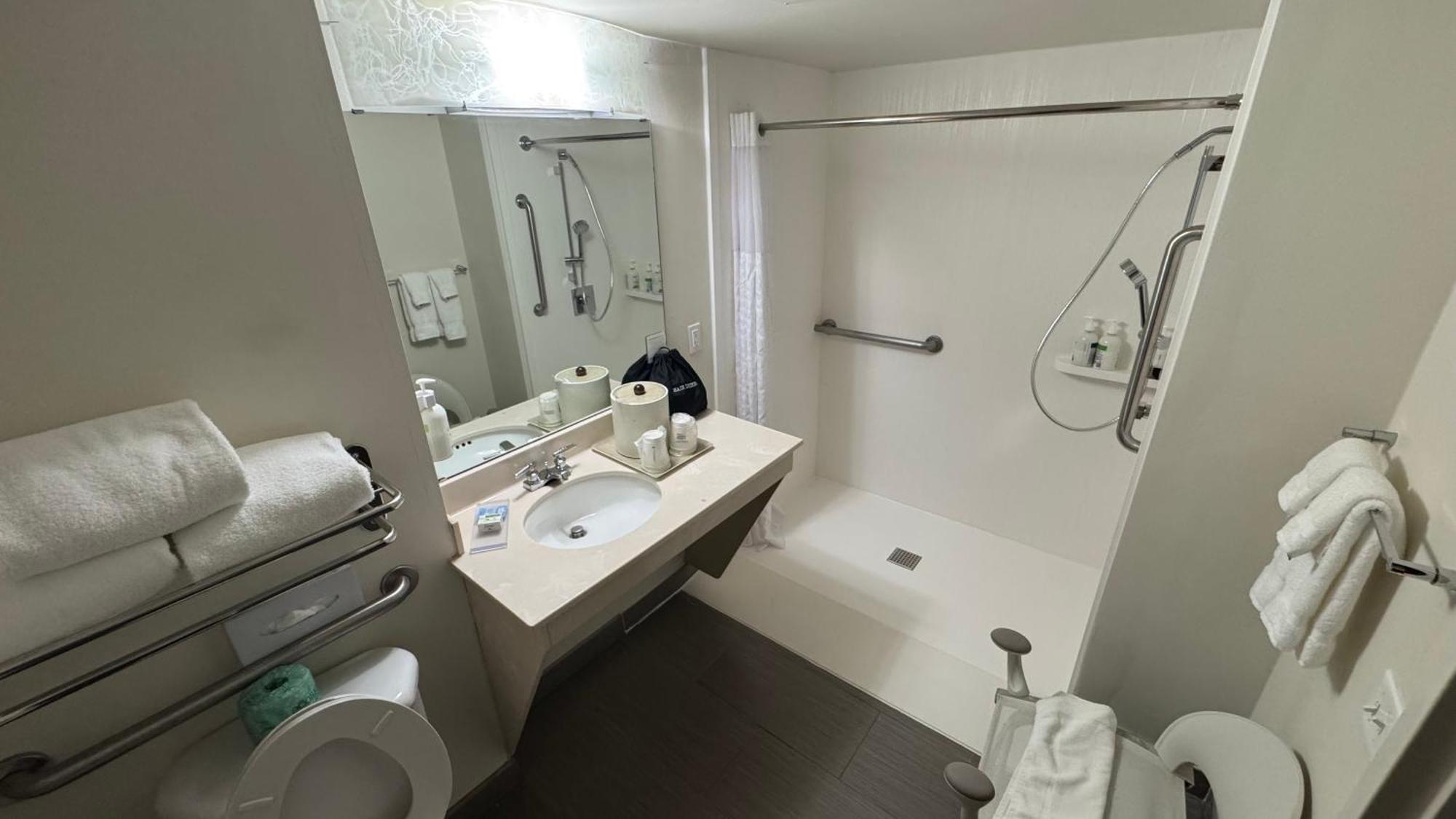Hotel Wingate By Wyndham Raleigh / Airport
